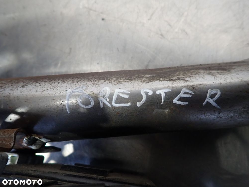KOLUMNA KIEROWNICZA ZE STACYJKĄ SUBARU FORESTER SG - 5