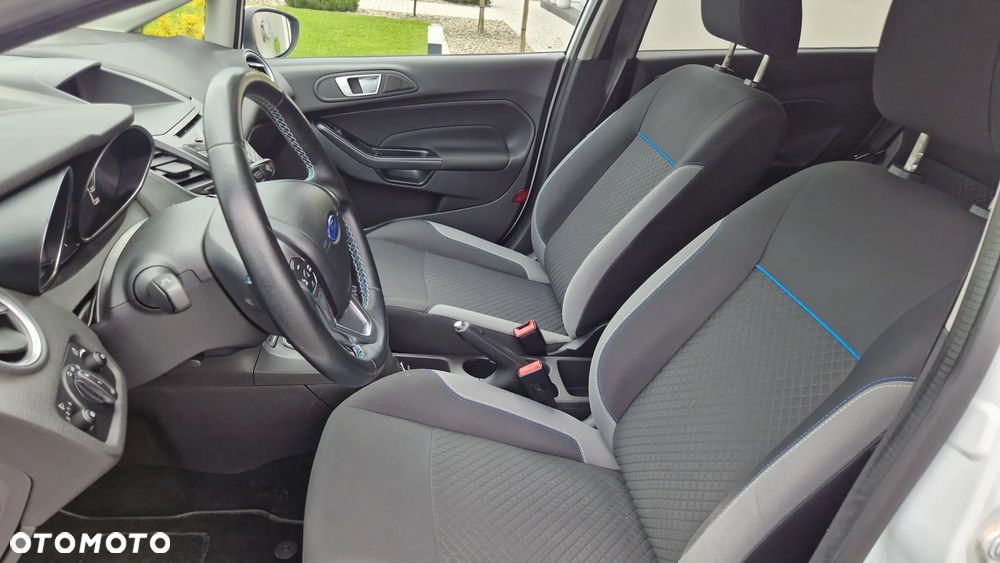 Ford Fiesta 1.0 EcoBoost Titanium - 18