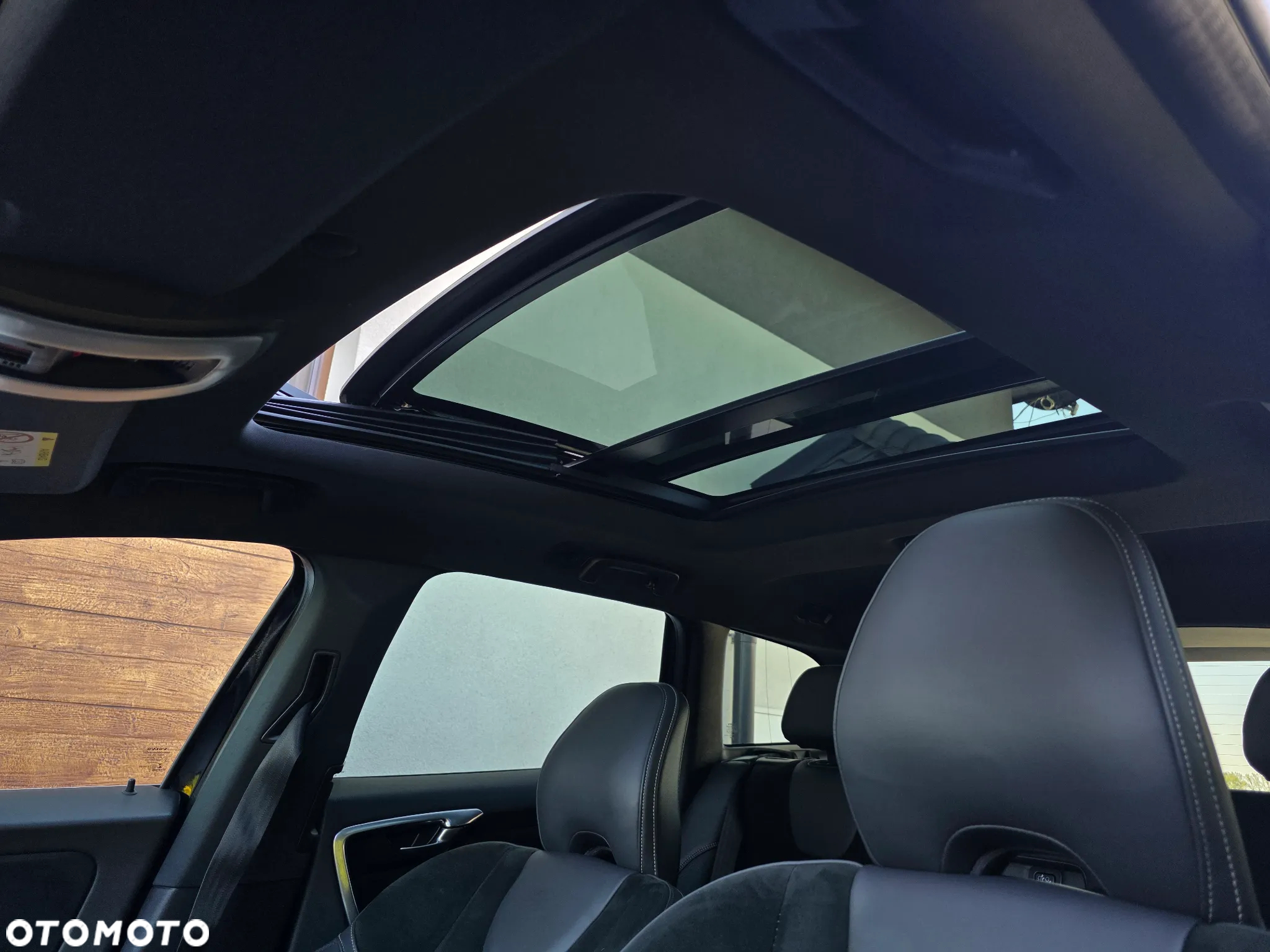 Volvo XC 60 D4 Geartronic RDesign - 24