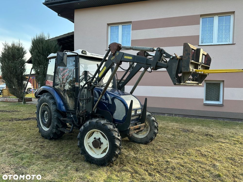 Farmtrac 555 DT Krajowy Ciągnik Rolniczy z Turem z 2014 roku - 1