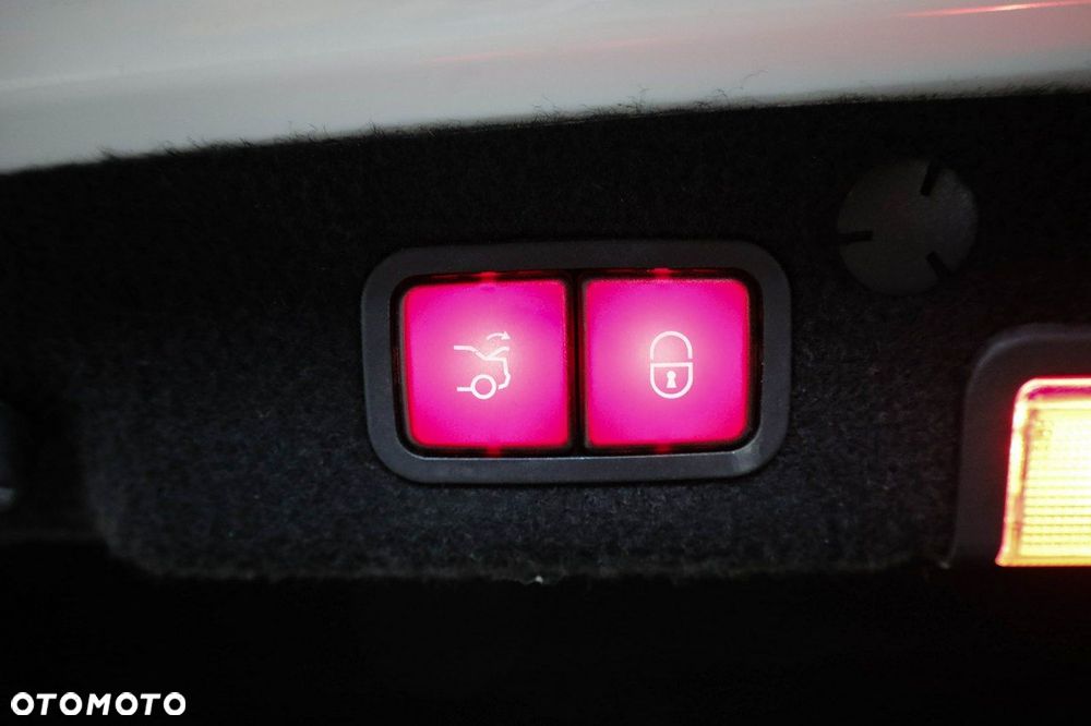 Mercedes-Benz Klasa C - 27