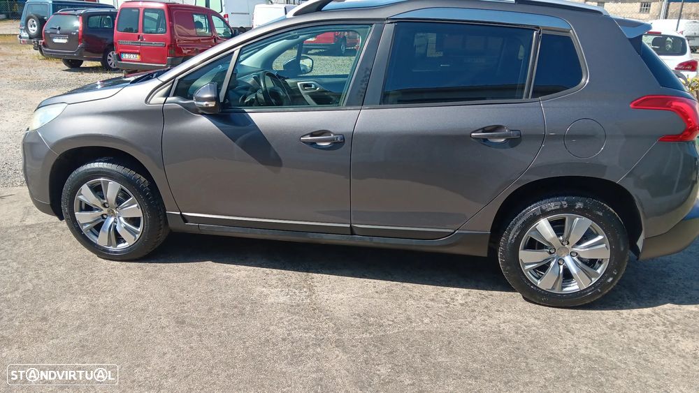 Peugeot 2008 1.4 HDi Active - 9