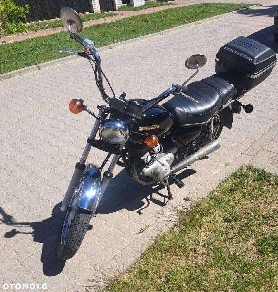 Honda CM - 2