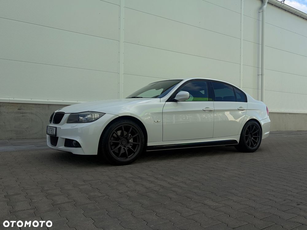 BMW Seria 3 320i Edition Sport - 1