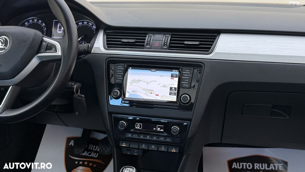 Skoda RAPID - 15
