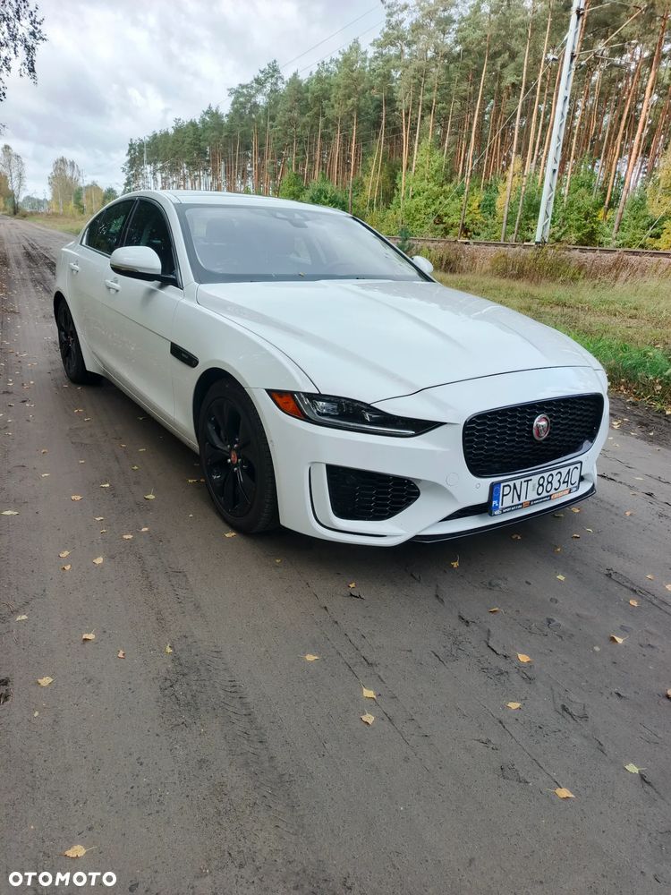 Jaguar XE 2.0 P250 S - 7