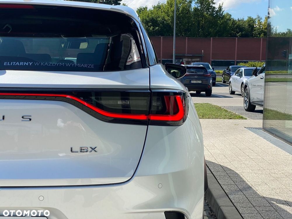Lexus LBX 1.5 Hybrid Relax - 36