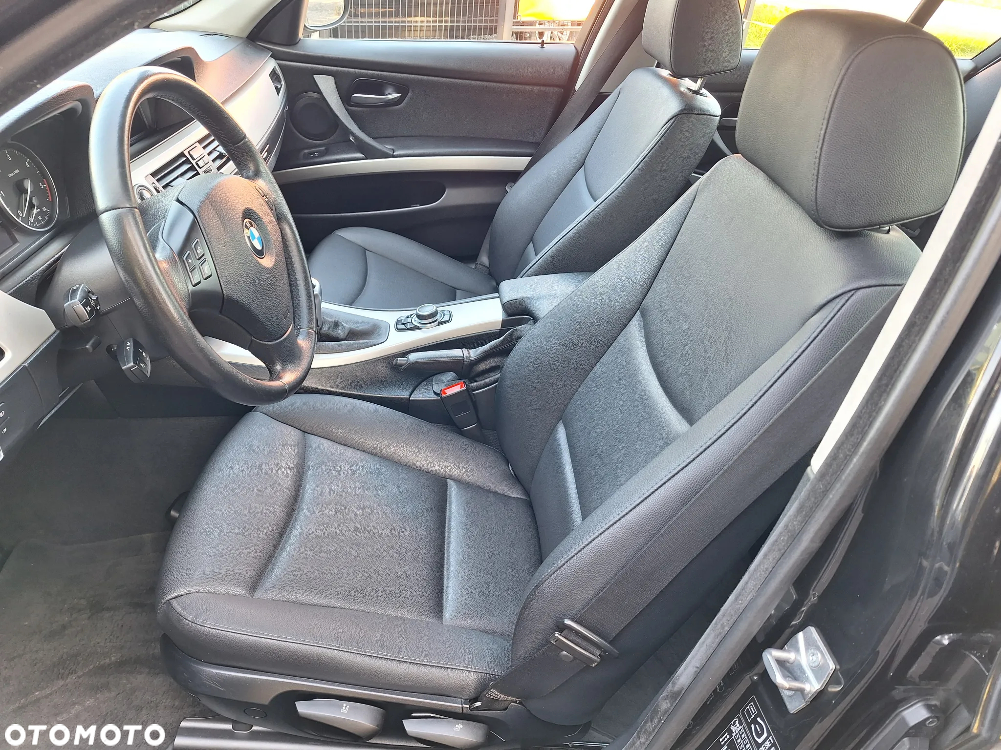 BMW Seria 3 - 21