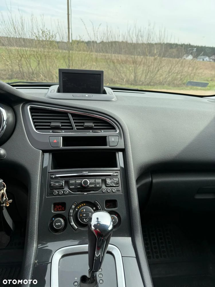 Peugeot 5008 1.6 e-HDi Active S&S 7os - 12