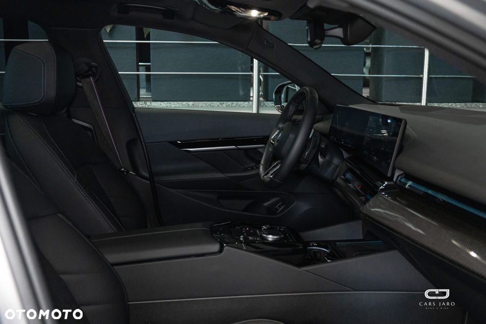 BMW Seria 5 520i - 3