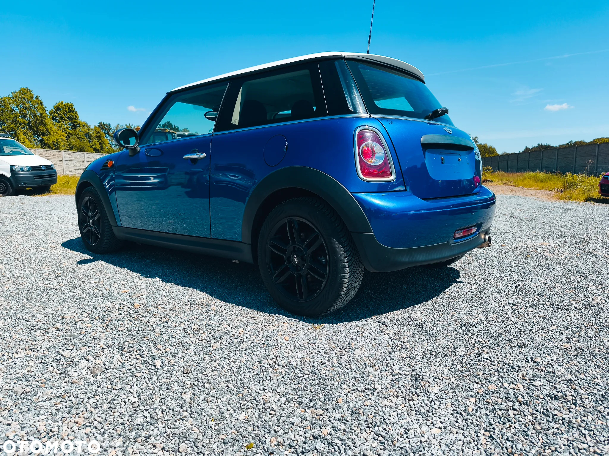 MINI ONE D - 7