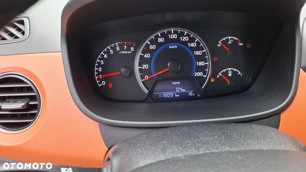 Hyundai i10 1.0 BlueDrive Premium - 18