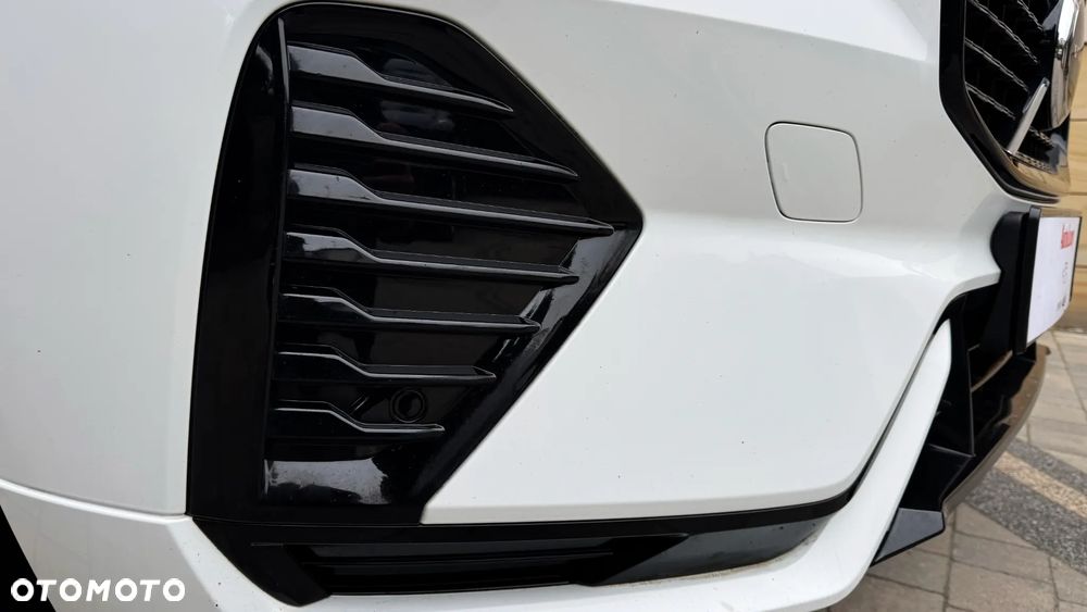 Volvo XC 60 B4 D Ultimate Dark - 18