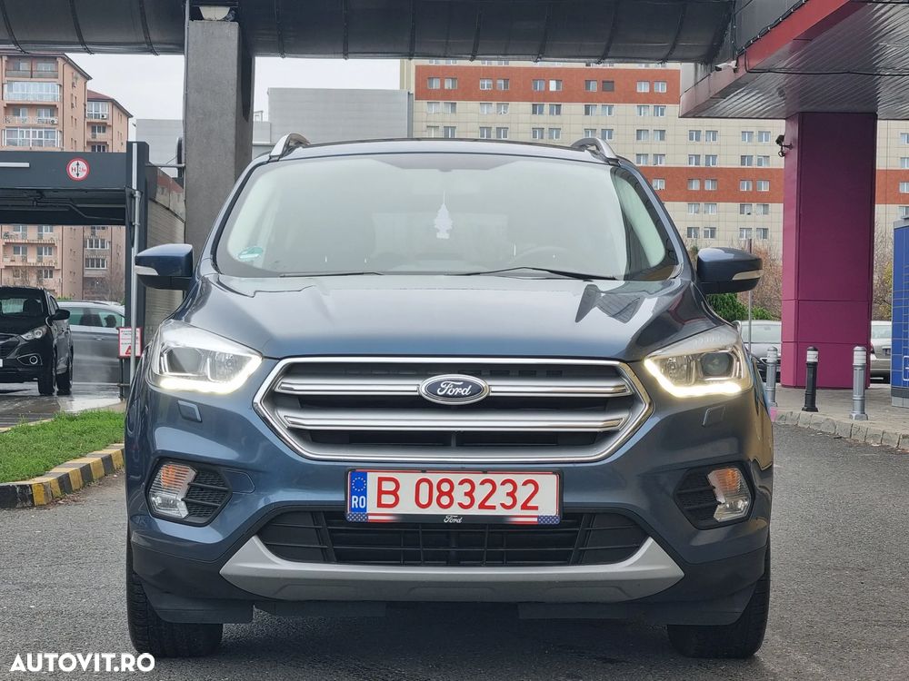 Ford Kuga 2.0 TDCi 4x4 Aut. Titanium - 2