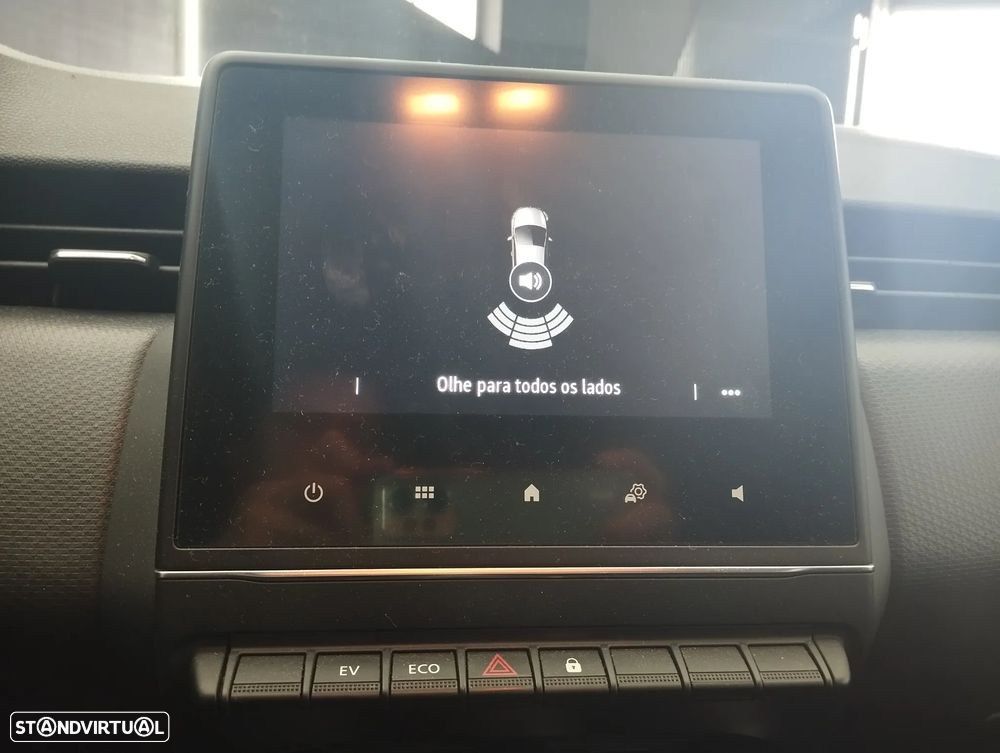 Renault Clio 1.6 E-Tech Intens - 22