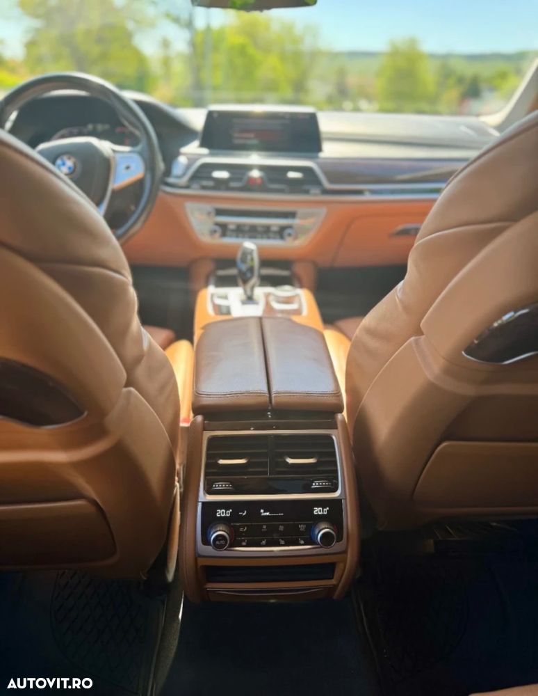 BMW Seria 7 740d xDrive - 6