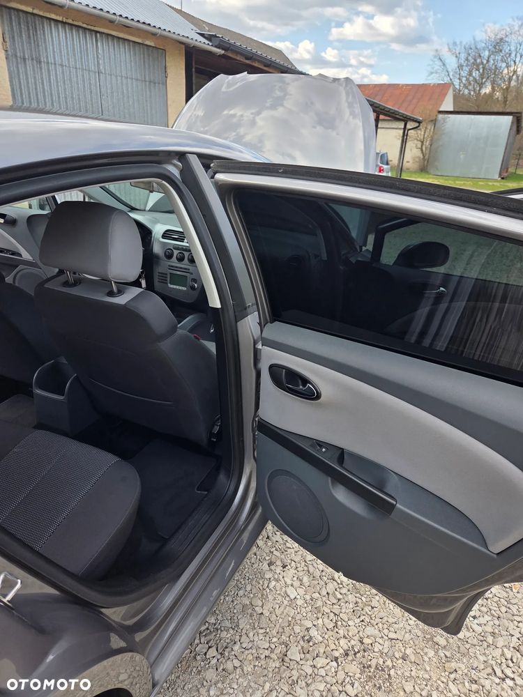 Seat Leon 1.6 Reference - 5