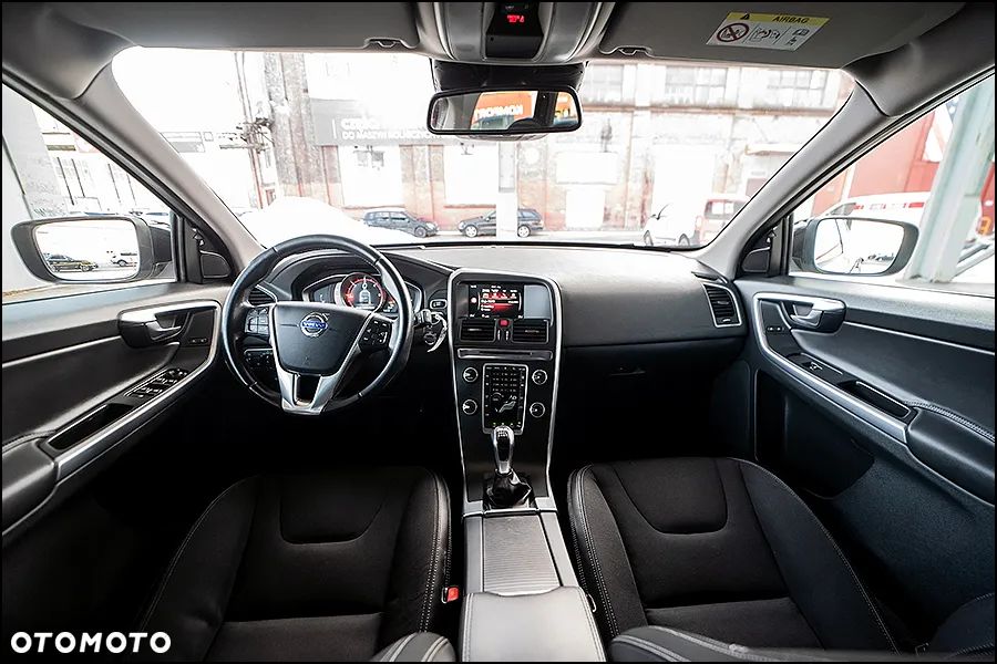 Volvo XC 60 D4 Kinetic - 14