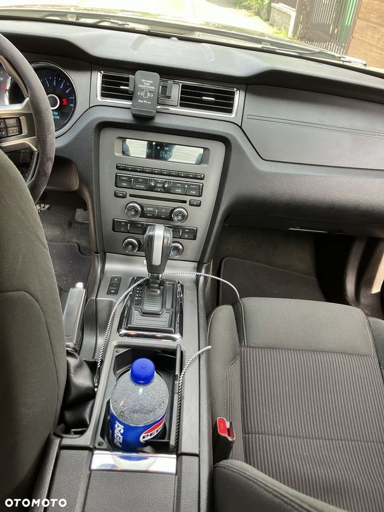 Ford Mustang 3.7 V6 - 8