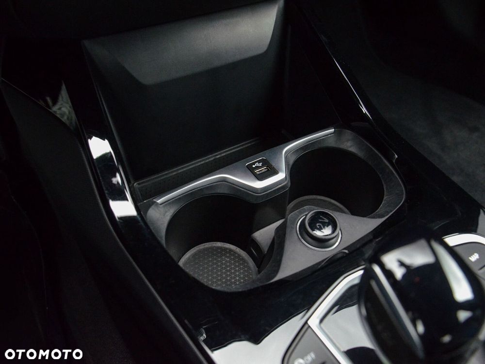 BMW Seria 2 218i M Sport - 25