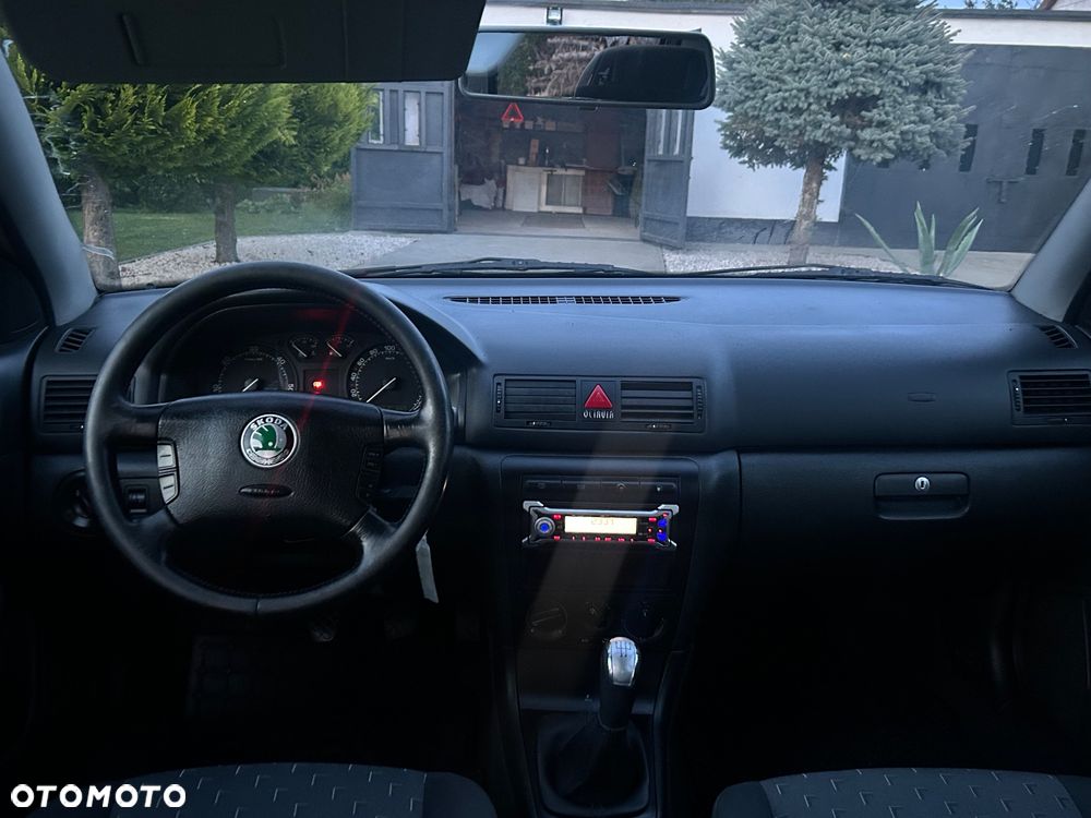 Skoda Octavia 1.9 TDI Tour - 5