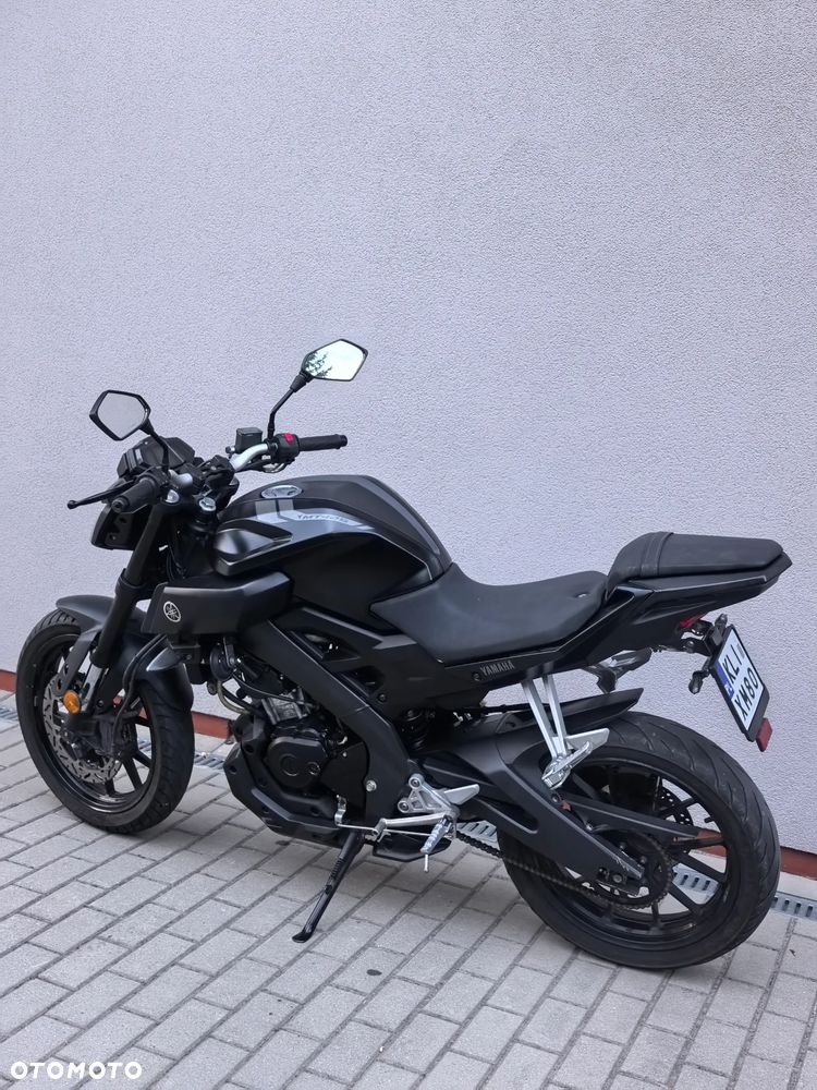 Yamaha MT - 5