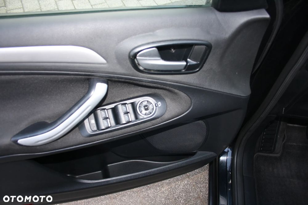 Ford S-Max 2.0 TDCi DPF Titanium - 22