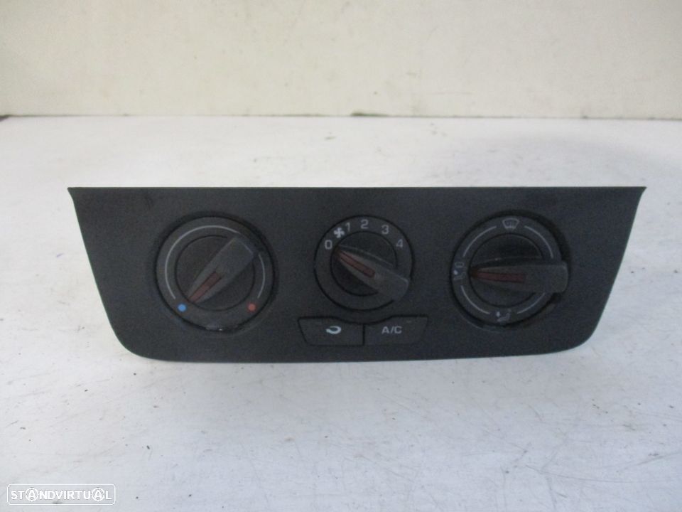 Comando Ar Condicionado Saufagem Seat Ibiza 6J 2008 a 2017 - 1