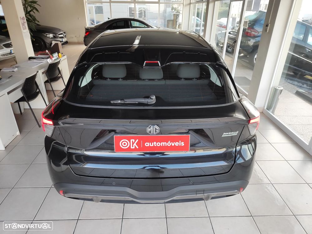 MG MG4 64 kWh Comfort - 11