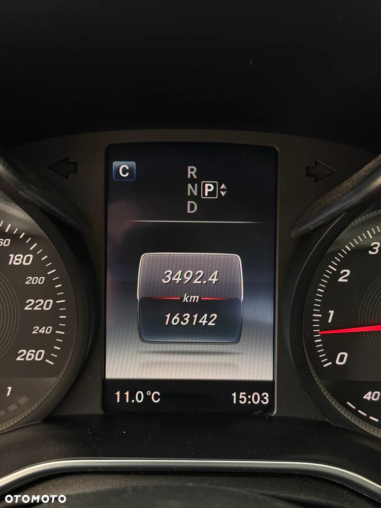 Mercedes-Benz Klasa C 180 7G-TRONIC Exclusive - 20