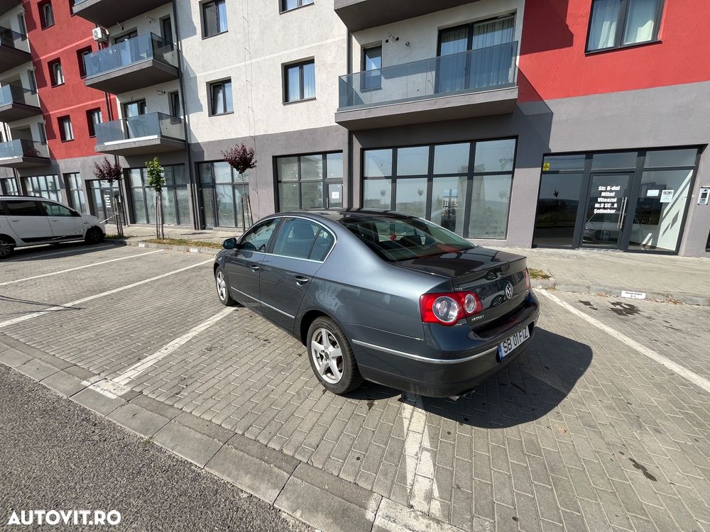 Volkswagen Passat Variant 2.0 TDI Highline - 4