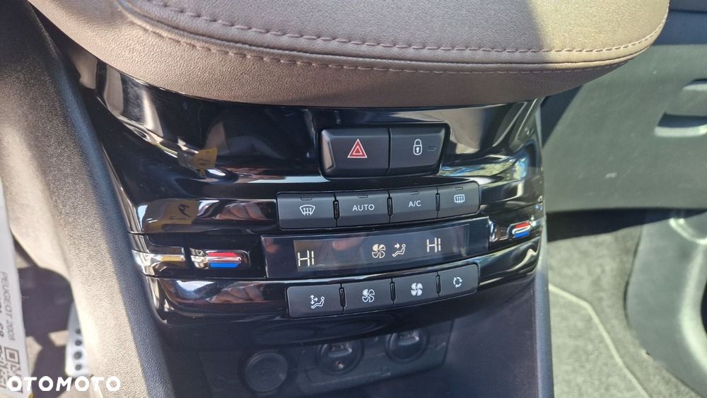 Peugeot 2008 120 VTI Allure - 13