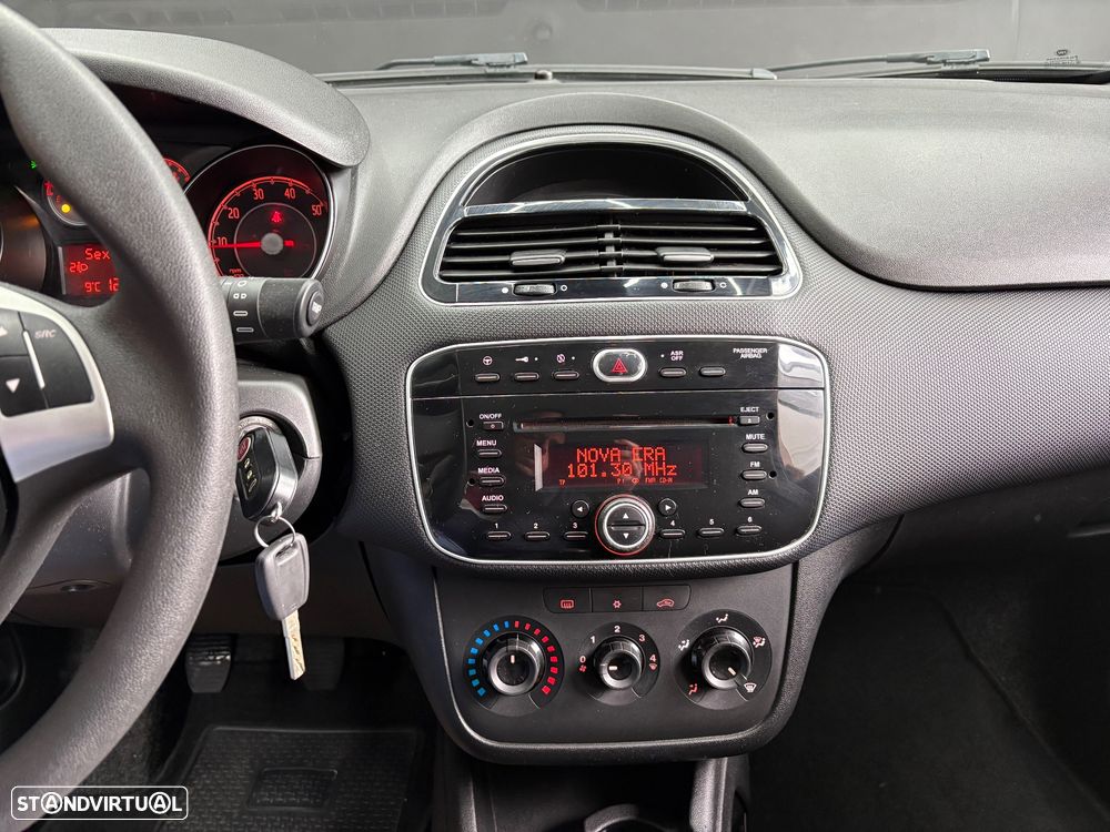 Fiat Grande Punto - 11