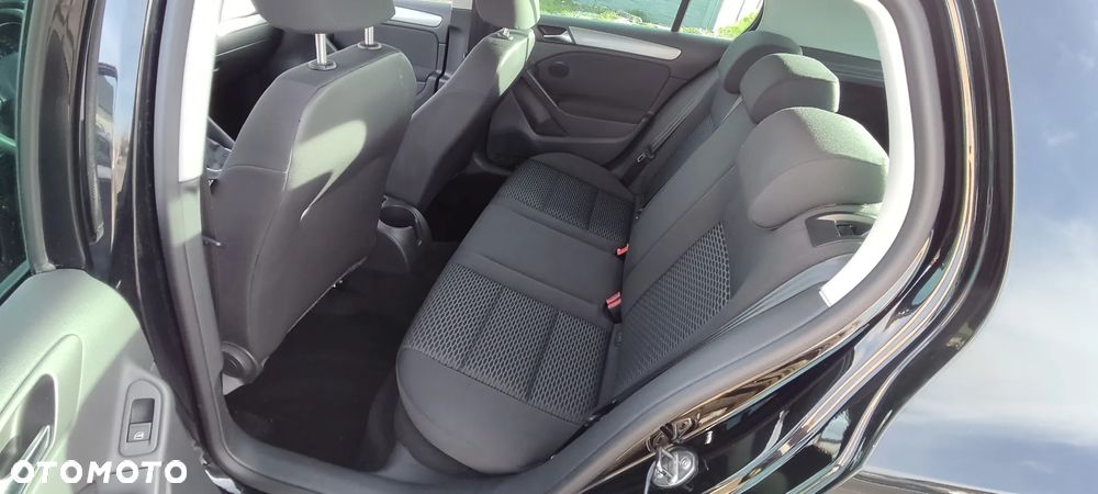 Volkswagen Golf 1.6 Trendline - 28