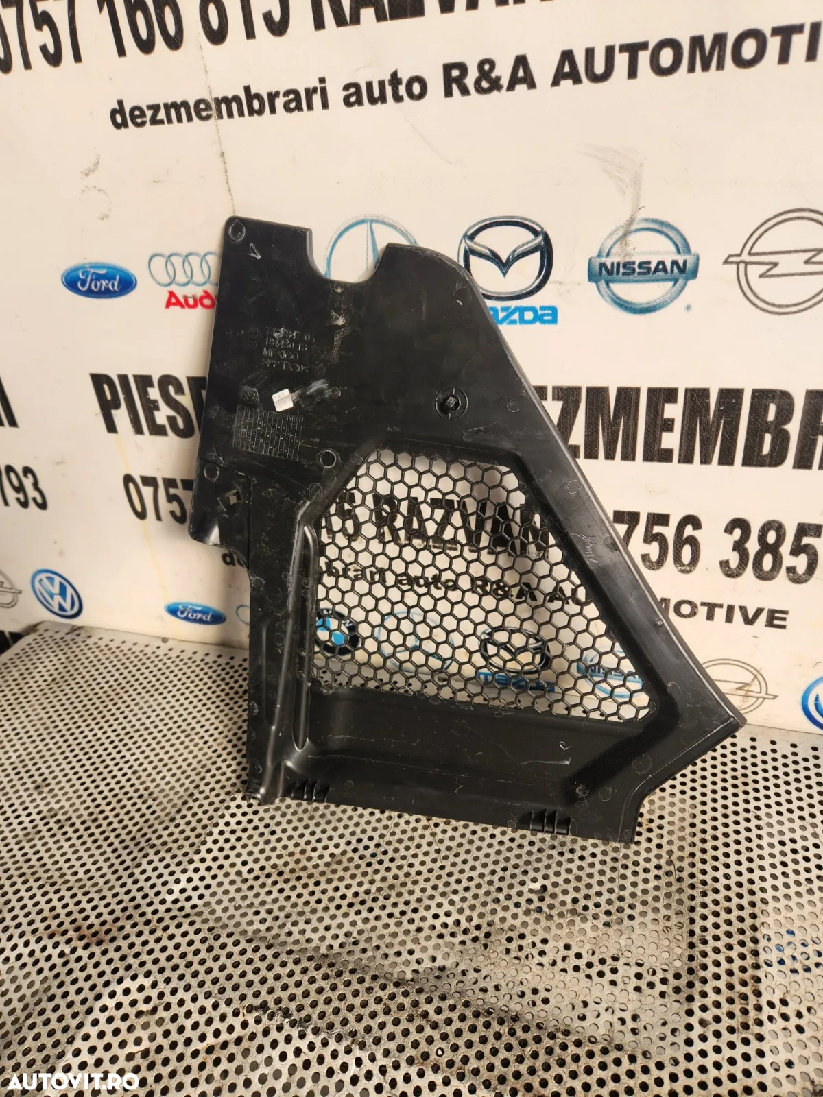 Grila Stergatoare Dreapta Bmw G42 G20 G21 G26 Volan Stanga Cod  Dezmembrez Bmw G42 M2 M240I B58B30B - 3