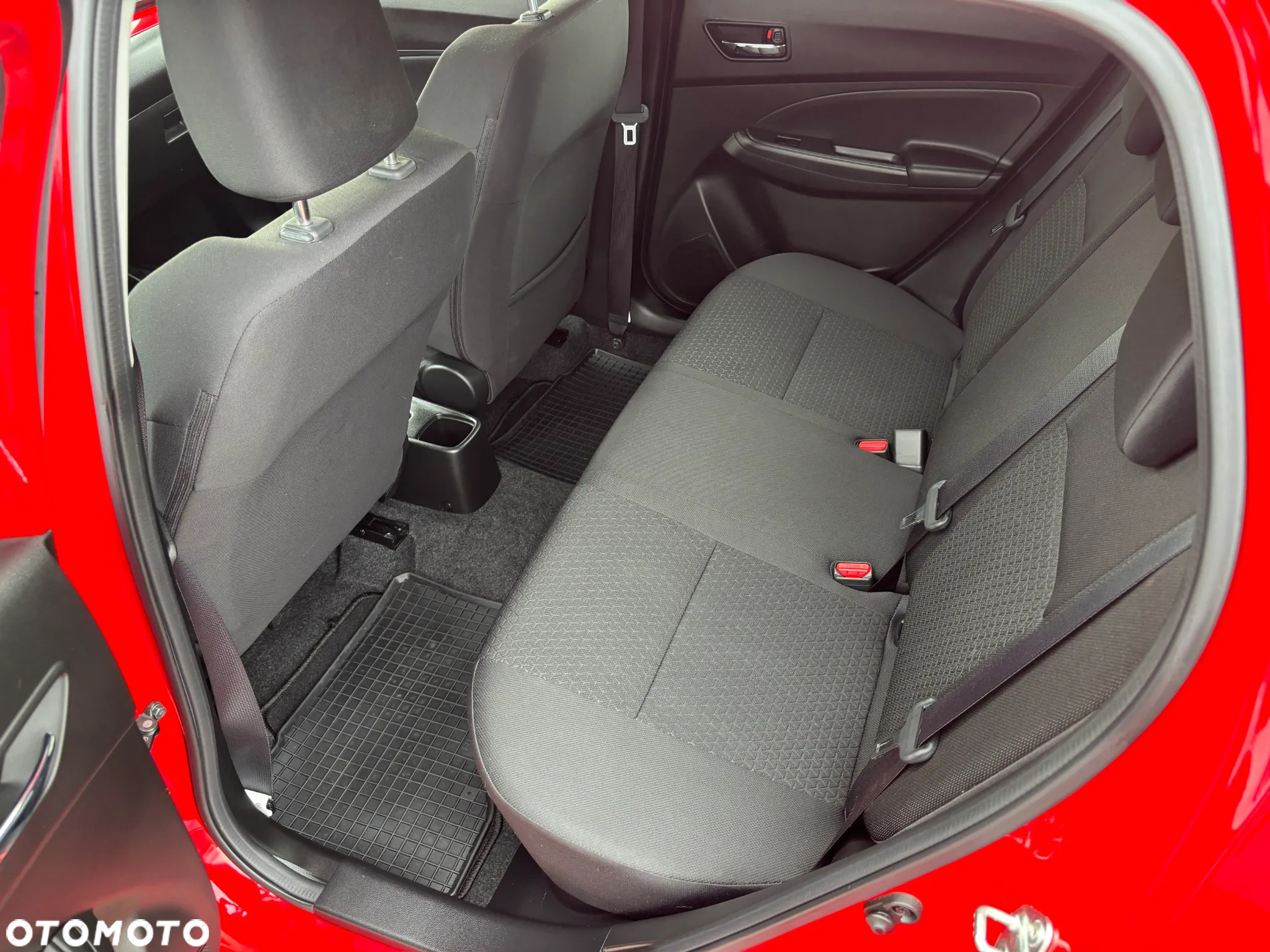 Suzuki Swift 1.2 Dualjet Hybrid Allgrip Comfort - 16