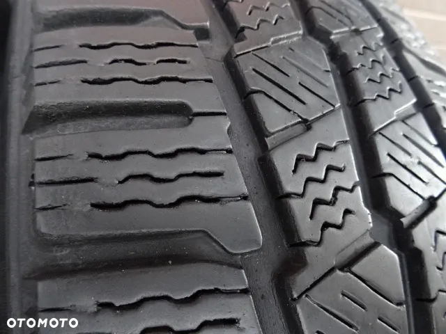 195/60/R16C 99/97T Michelin Agilis Alpin - 4