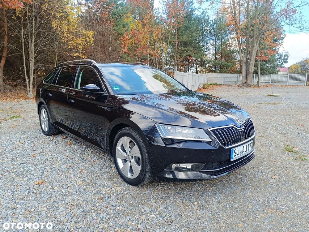 Skoda Superb 2.0 TDI DSG Premium Edition - 5