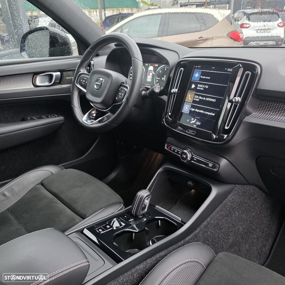 Volvo XC 40 2.0 D3 R-Design Geartronic - 34