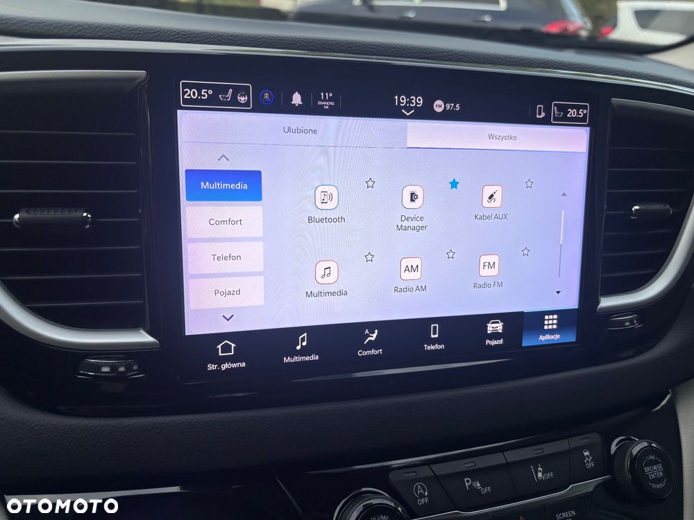 Chrysler Pacifica - 32