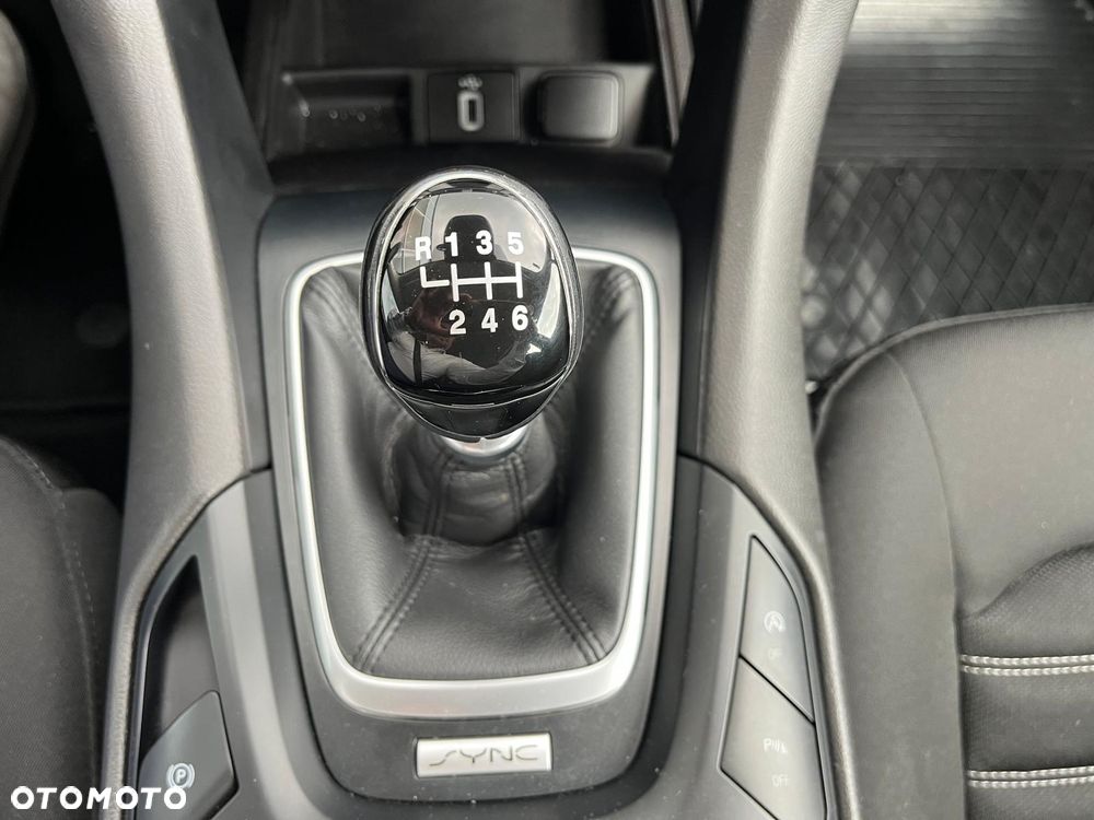 Ford Mondeo 1.5 EcoBoost Trend - 9