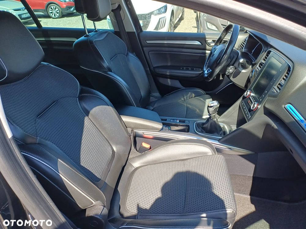 Renault Megane ENERGY dCi 130 BOSE EDITION - 12