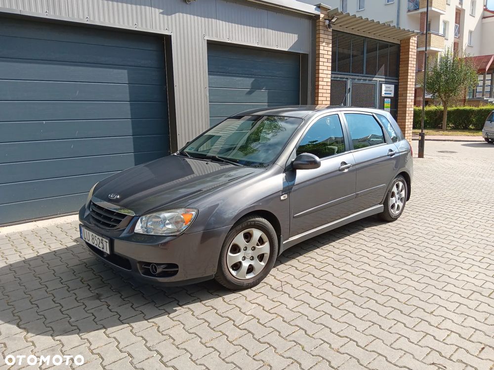 Kia Cerato 1.6 LX / Family - 16