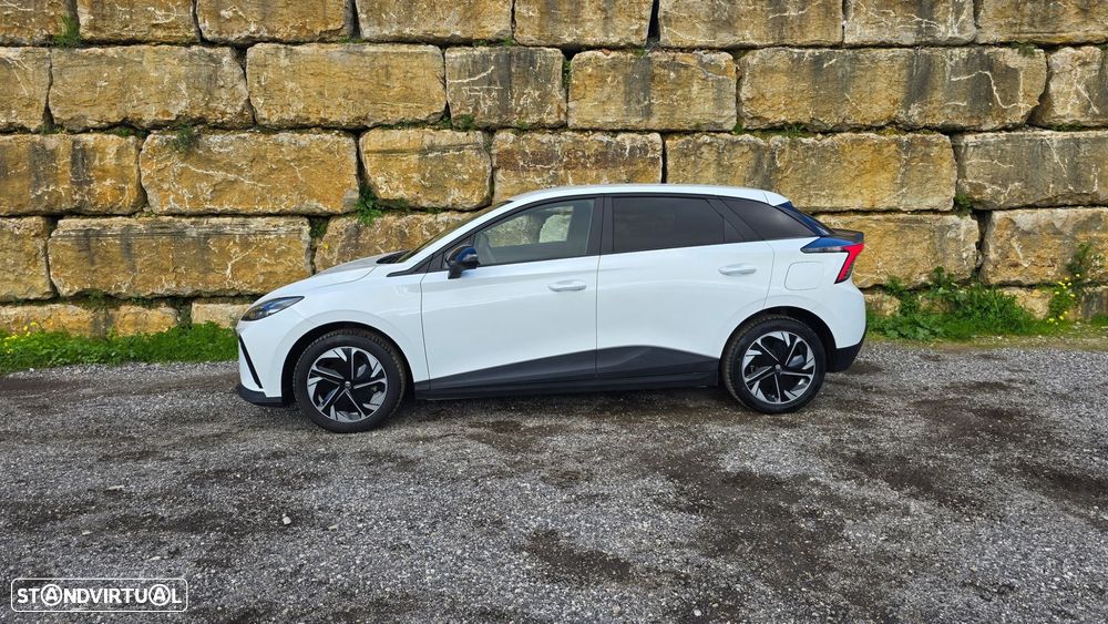 MG MG4 64 kWh Comfort - 3