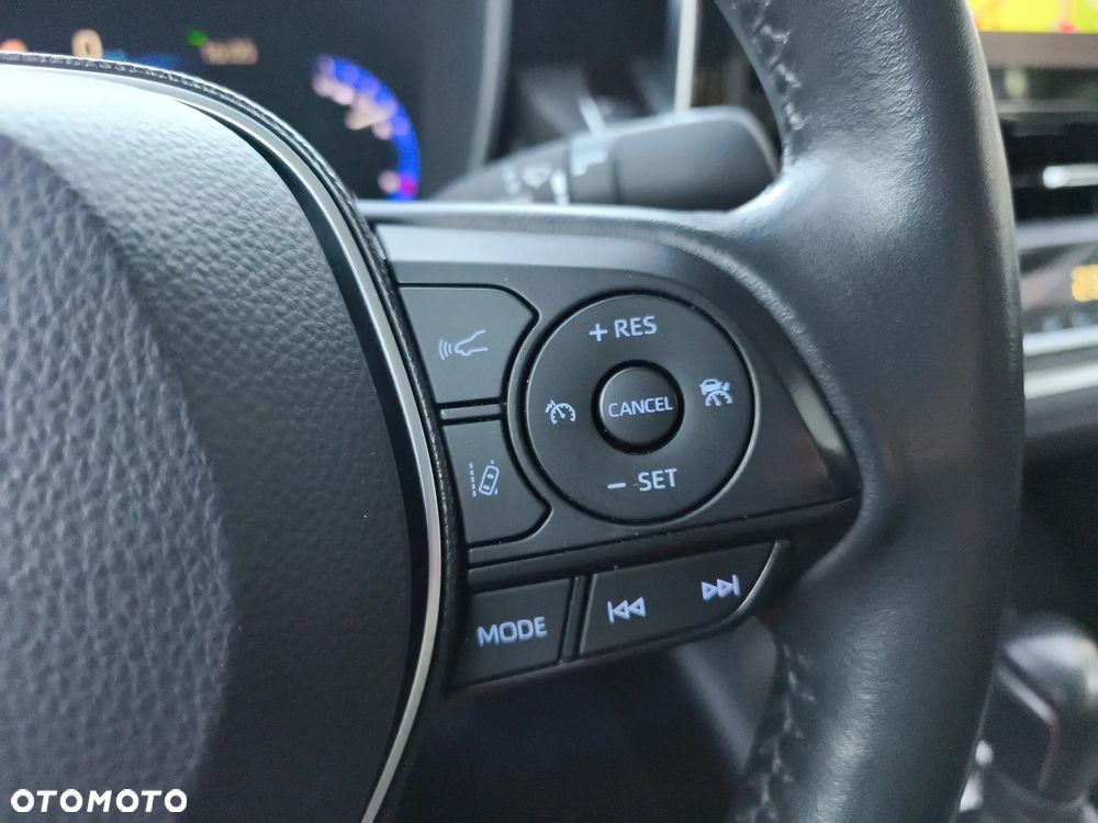 Toyota Corolla 1.8 Hybrid Executive - 27