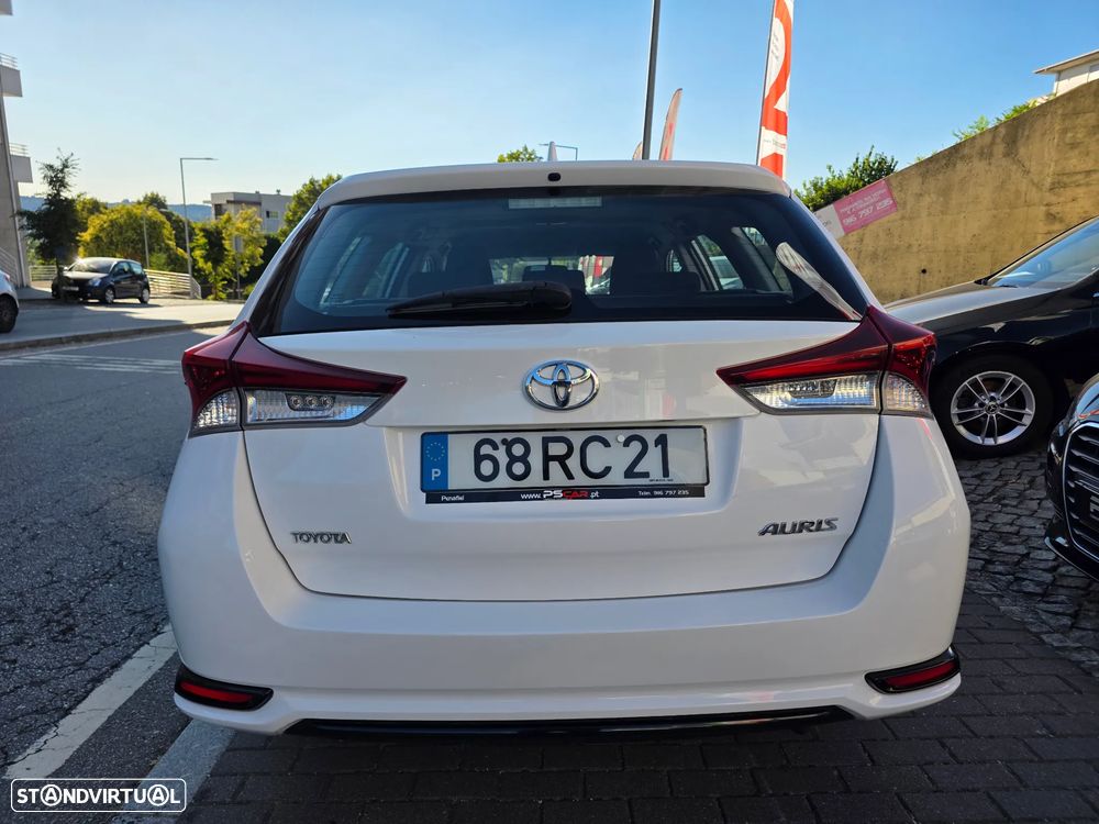 Toyota Auris Touring Sports 1.4 D-4D Comfort+Pack Techno - 14