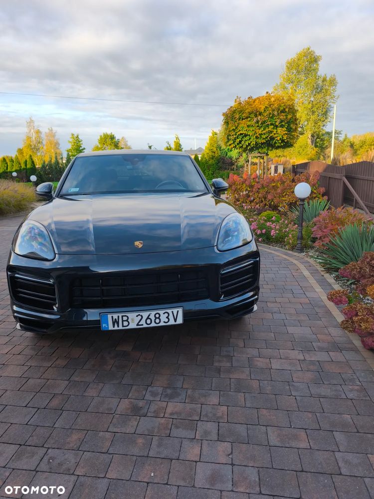 Porsche Cayenne Coupe GTS - 1