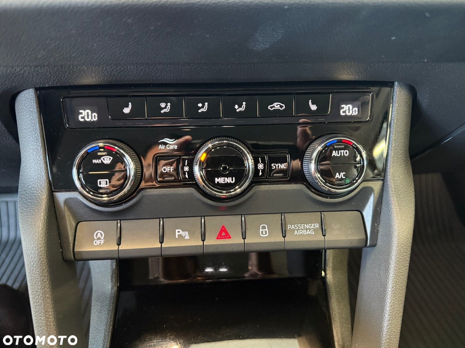 Skoda Karoq - 27