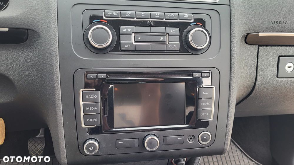 Volkswagen Touran 2.0 TDI DPF Highline - 4