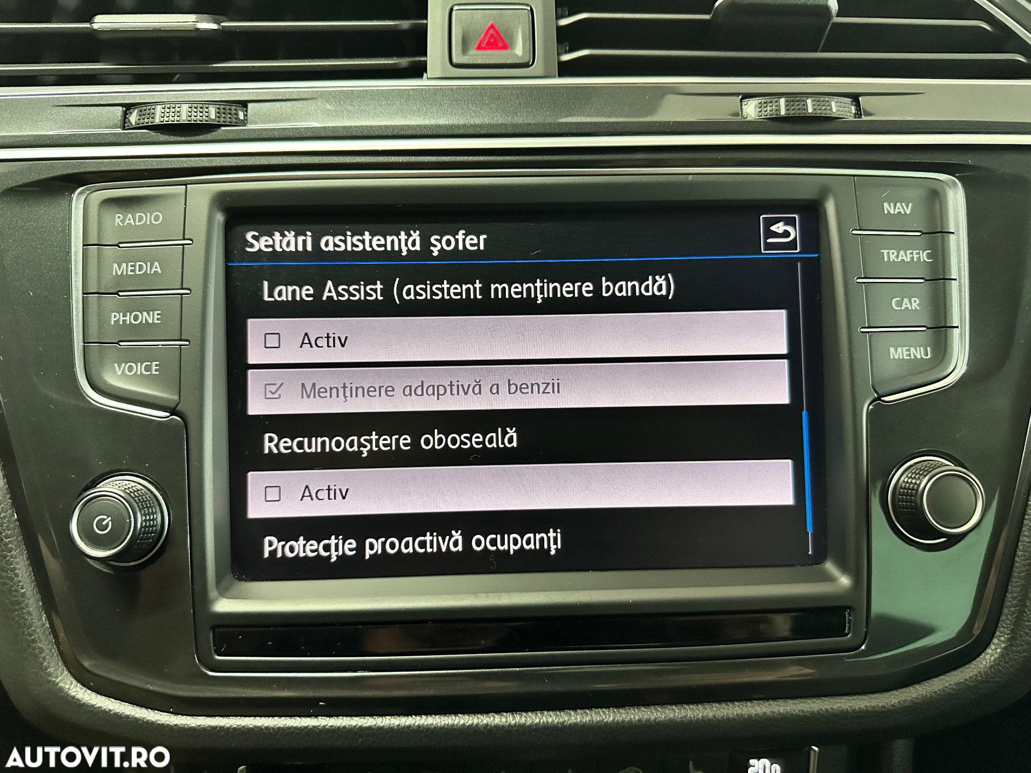 Volkswagen Tiguan 2.0 TDI SCR 4MOTION DSG R-Line - 21